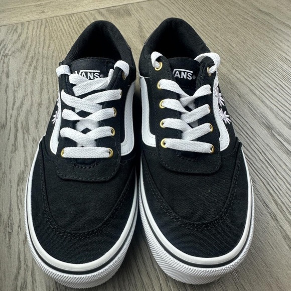 Vans Black & White Daisy Old Skool Sneakers - Picture 2 of 2